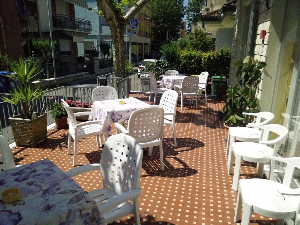 Hotel Ronconi Rimini Exteriér fotografie